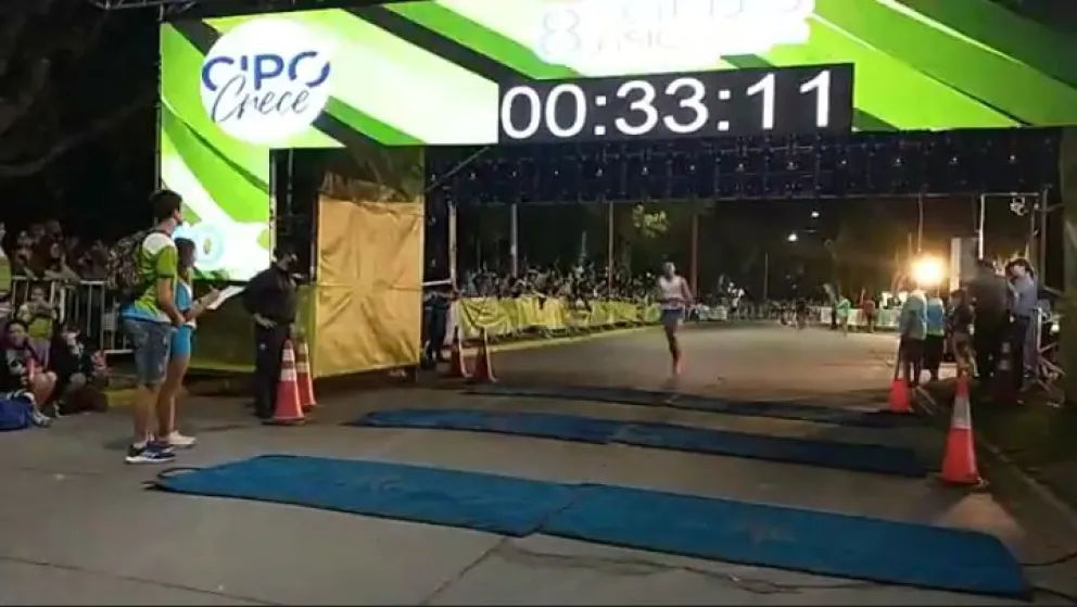 La Corrida de Cipolletti sumó huellas barilochenses