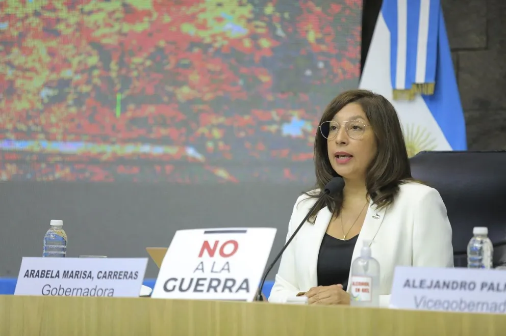 Por el Día de la Mujer, Carreras disertará en Paraguay
