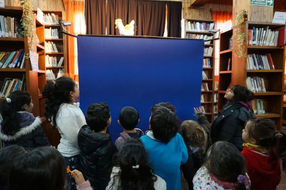 Los títeres vuelven a llenar de alegría e ilusión a la Biblioteca Sarmiento