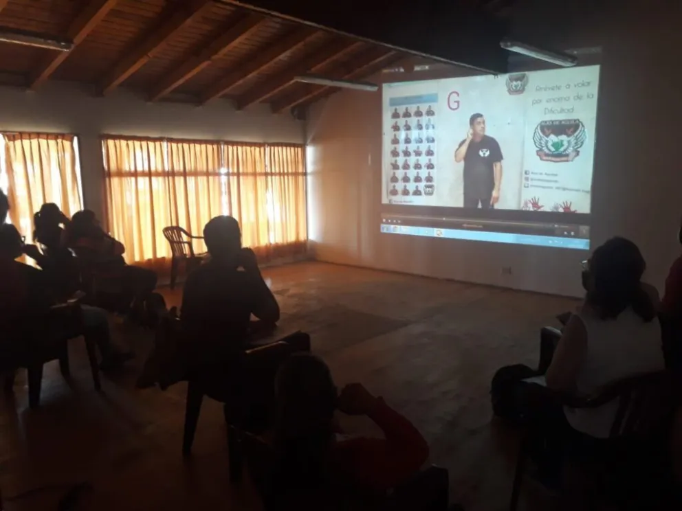 Trabajadores municipales serán capacitados en lengua de señas