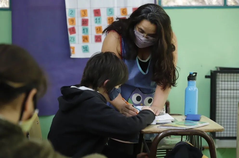 Carreras aseguró que los docentes de Río Negro tienen el segundo mejor sueldo del país 