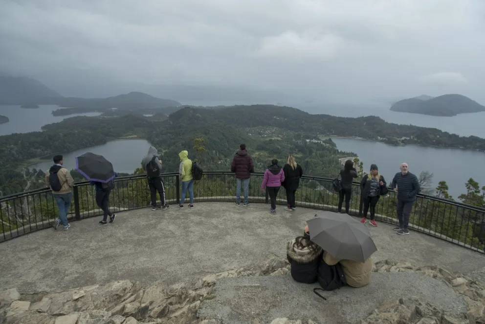 Cruces por el proyecto de extensión de la concesión de obras en cerro Campanario