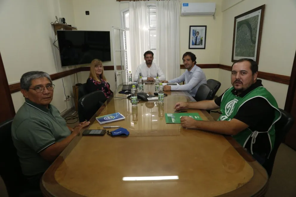 La nueva oferta del Gobierno es del 24% en cuatro tramos para Estatales