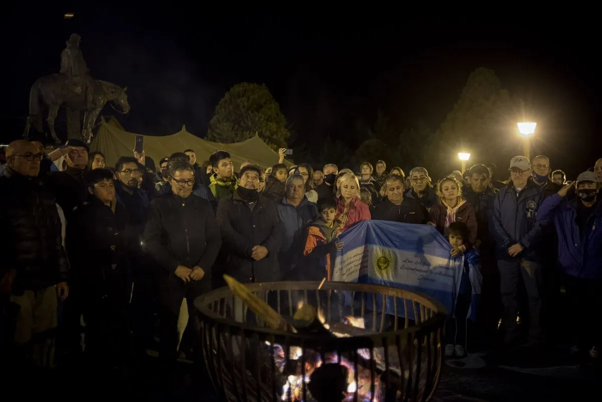 Bariloche conmemora los 44 años de Malvinas con vigilia y acto central