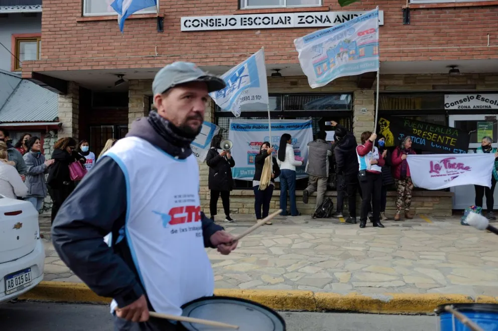 Gremio y Gobierno llegan a las paritarias con la tensión puesta en los aumentos