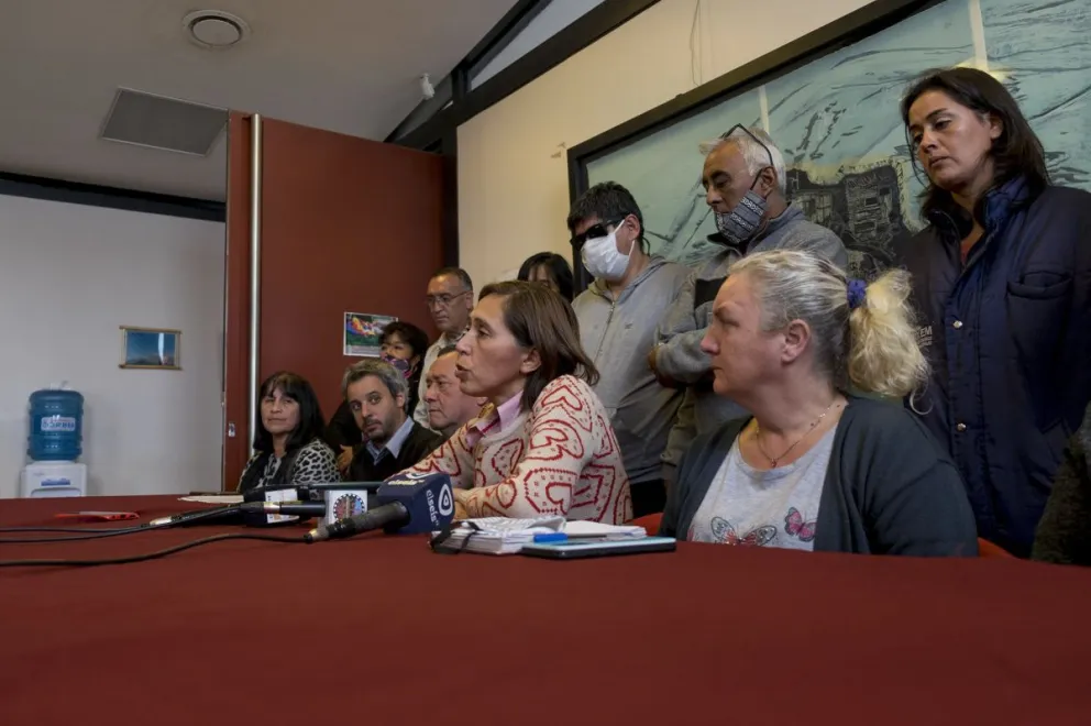 Municipales rechazan la oferta del ejecutivo y comienzan con retención de servicios