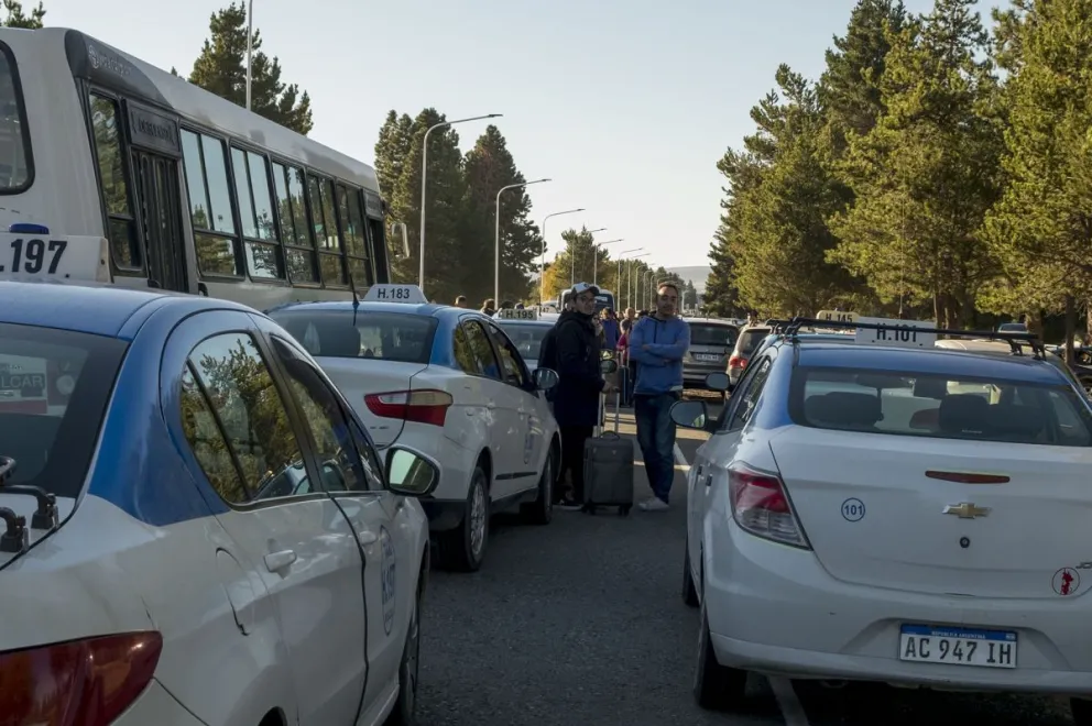 Una protesta de transportistas cortó el ingreso al aeropuerto 