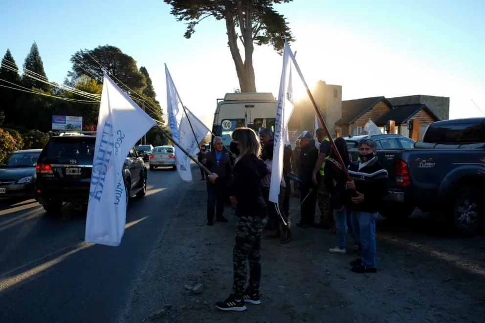 La Delegación de Trabajo intervino en el conflicto entre Uthgra y un hotel de Bustillo