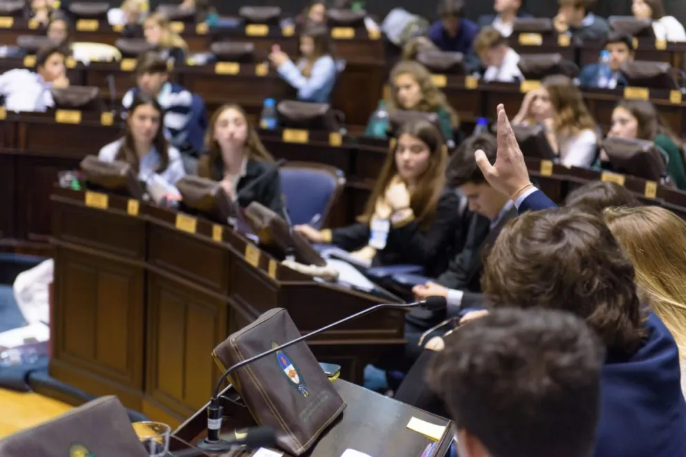 Abren las inscripciones para el Programa Bariloche Debate