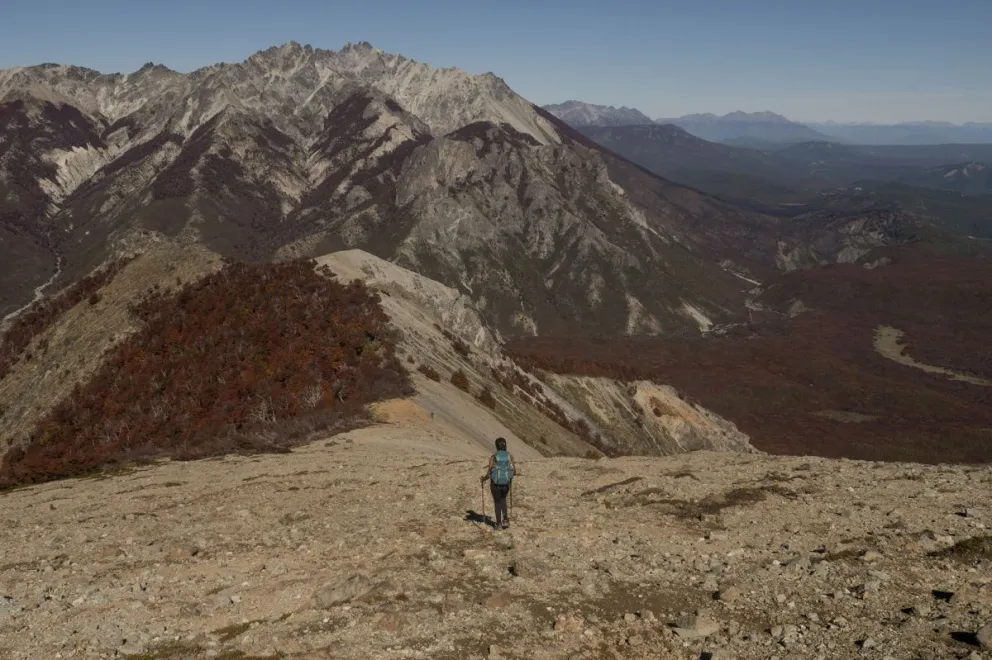 Toda la belleza del otoño desde el cerro Siete Colores