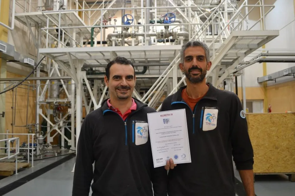 Premiaron a dos ingenieros del Instituto Balseiro