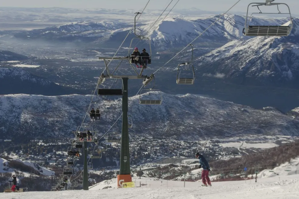 Invierno récord: "La búsqueda de vuelos para Bariloche subió un 187%"